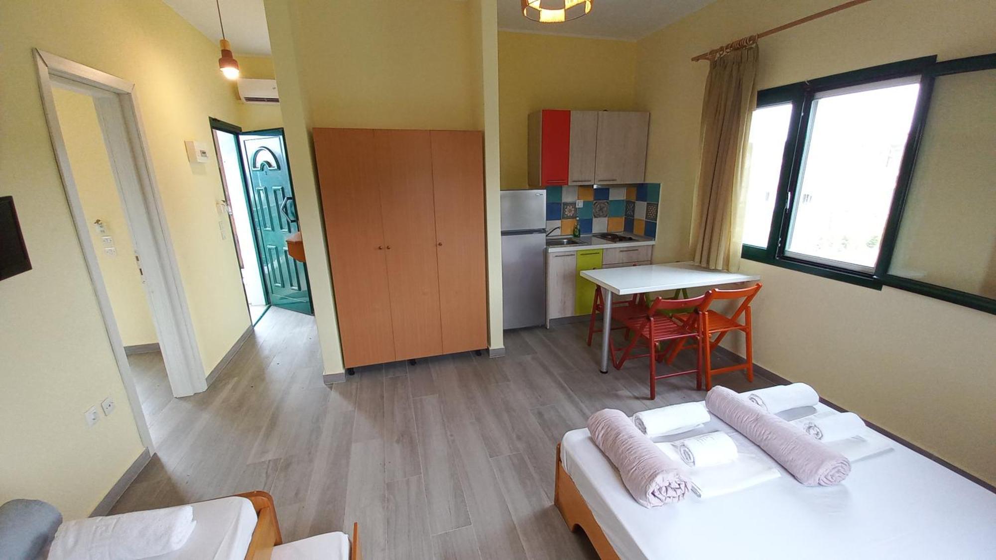 Sapfo Beach Studios Nikiti  Ngoại thất bức ảnh