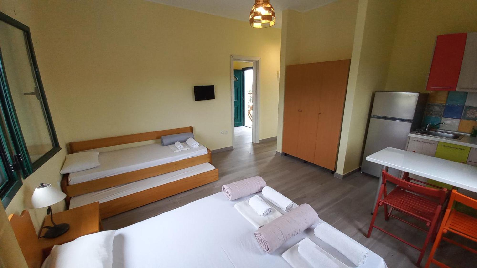 Sapfo Beach Studios Nikiti  Ngoại thất bức ảnh